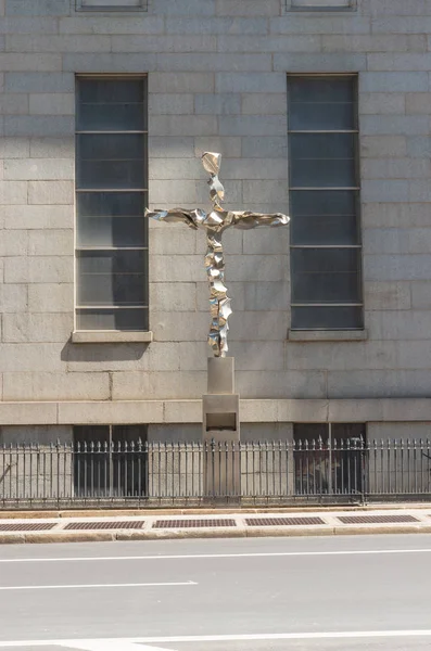 Silver cross sculpture — Stock Photo, Image