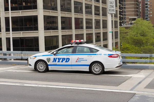 NYPD polis arabası — Stok fotoğraf