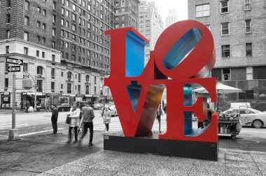 New York'ta aşk heykel