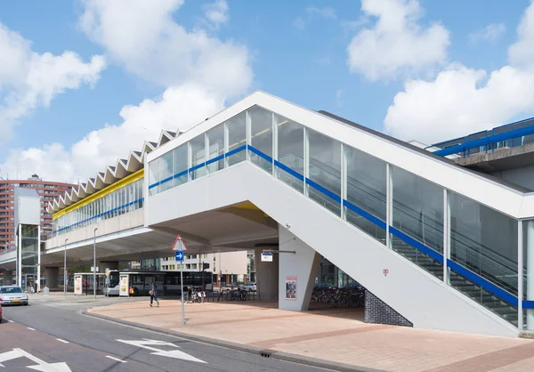 Stazione della metropolitana esterna — Foto Stock