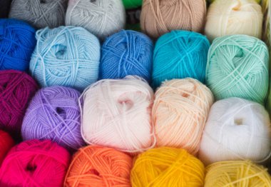 renkli abidik topları