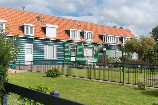 Typiska holländska hus — Stockfoto