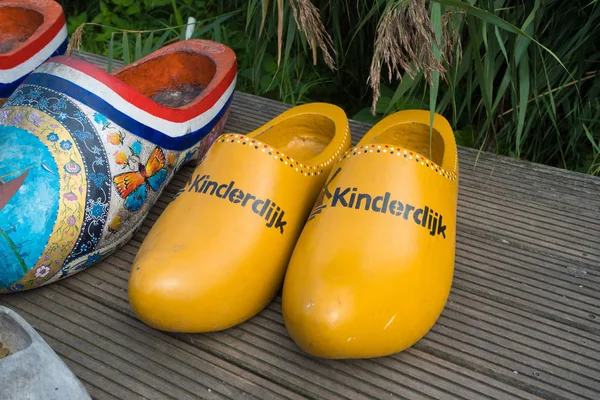 Pair of wooden shoes — Stock Photo, Image