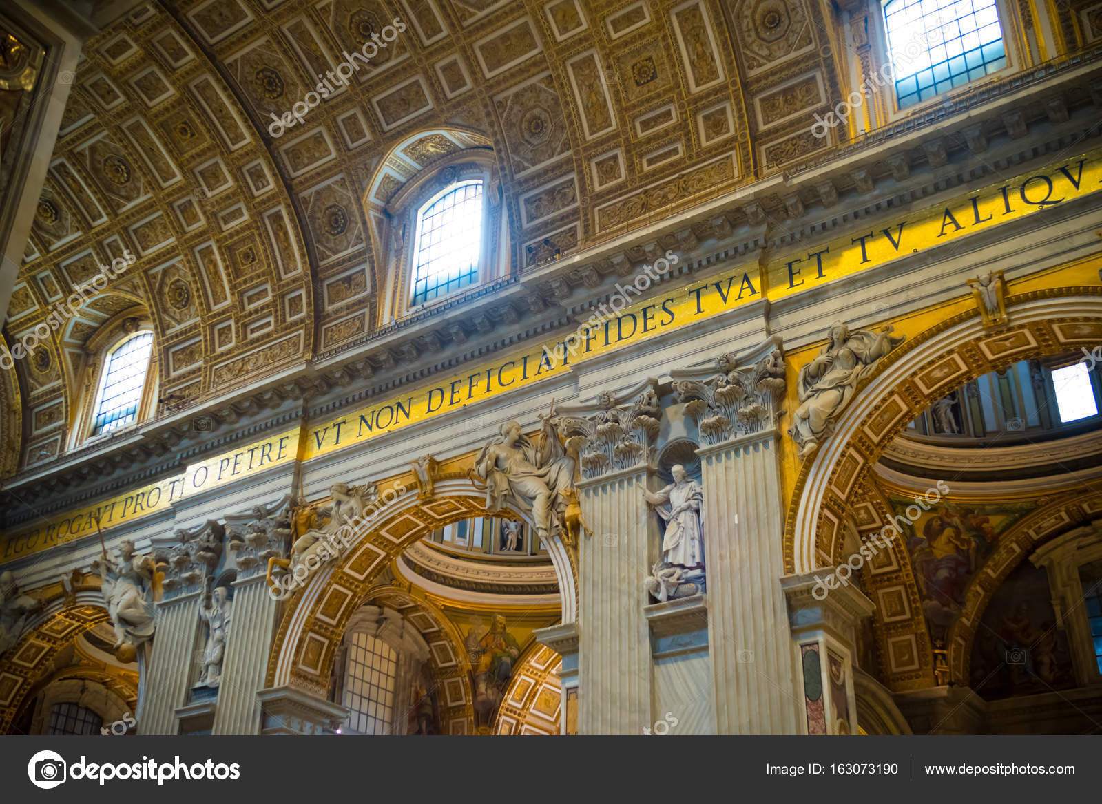 St. Peter-Basilika-Interieur — Redaktionelles Stockfoto © hansenn ... St. Peter-Basilika-Interieur — Redaktionelles Stockfoto © hansenn ...