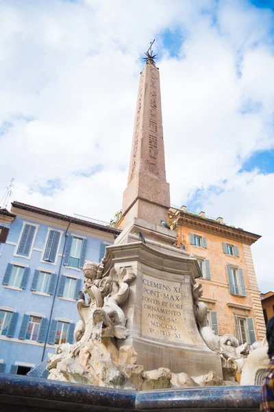 Pantheonbrunnen in Rom — Stockfoto