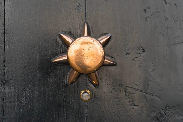 Poignée de porte avec judas — Photo