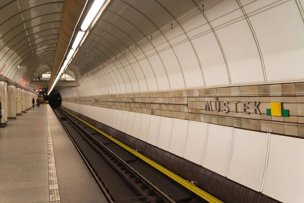 Prager U-Bahnhof — Stockfoto