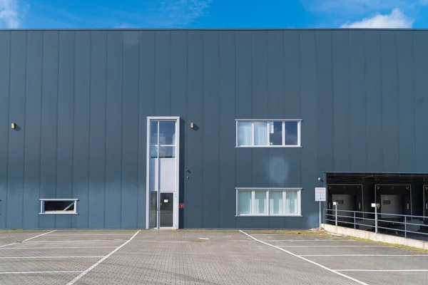 Exterior Large Warehouse Loading Docks — Stock Photo, Image