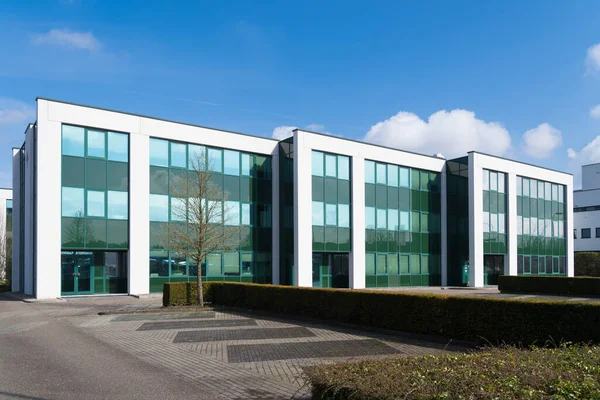 Außenseite Eines Modernen Grünen Bürogebäudes Den Niederlanden — Stockfoto