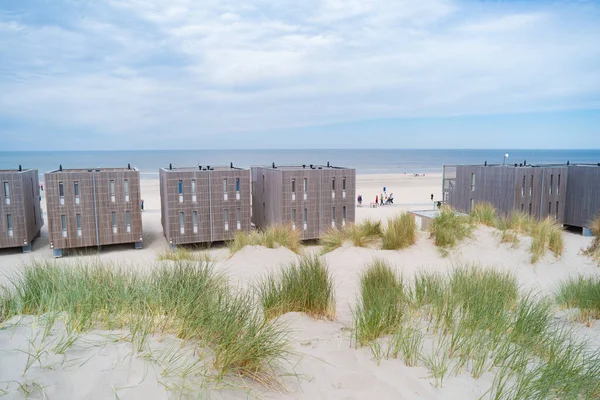 オランダ オランダ 2018年5月21日 オランダ北海岸に沿っていくつかの木製のビーチの休日のアパート — ストック写真