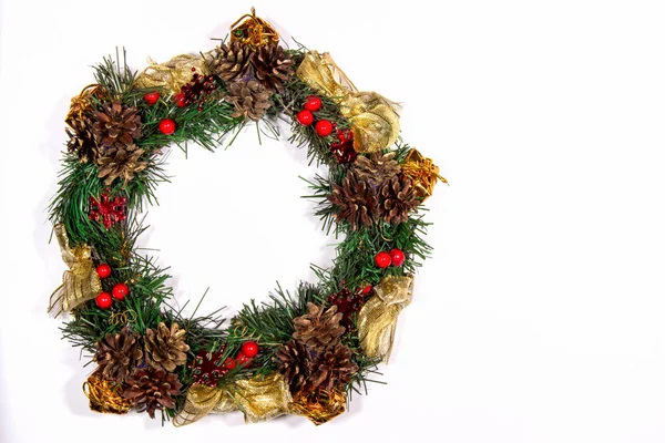 Weihnachtskranz Urlaub Tanne Baum Spielzeug Beeren Geschenk Magie Dekor c — Stockfoto