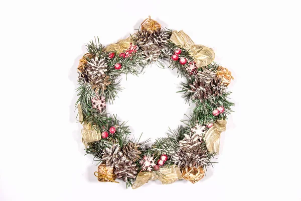 Snowbound Christmas Wreath Holiday Fir Tree Toy Berries Gift Mag — Stock Photo, Image