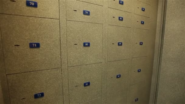Сейф, комната с сейфом, депозитная ячейка — стоковое видео