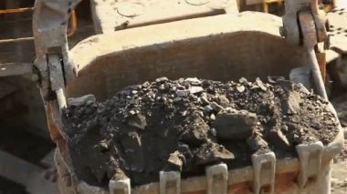 Endüstriyel Ekskavatör yakın çekim kova