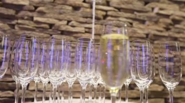 Şampanya bardağı, bir Restoran, Restoran iç, açık büfe tablo, yakın çekim