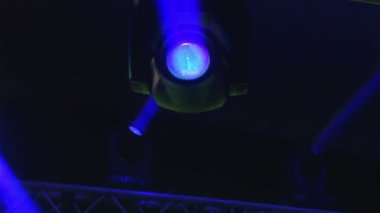 Sahne ışıkları sis ile konser, bir konsol, aydınlatma konser sahne, Sahne Alanı'nda aydınlatma eğlence konser sahne ışıkları