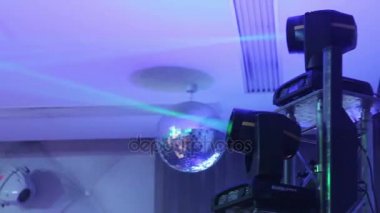 Sahne ışıkları sis ile konser, bir konsol, aydınlatma konser sahne, Sahne Alanı'nda aydınlatma eğlence konser sahne ışıkları