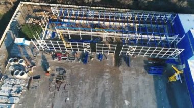 Hava, şantiye, metal yapı, inşaat makinaları, inşaat hava görünümünü büyük bir bitki veya fabrika, Sanayi Dış, panoramik görünümünün İnşaat