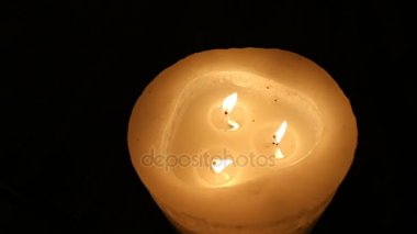 bir siyah arka plan, yeni yıl, yılbaşı, yılbaşı süsleri dekoratif mum