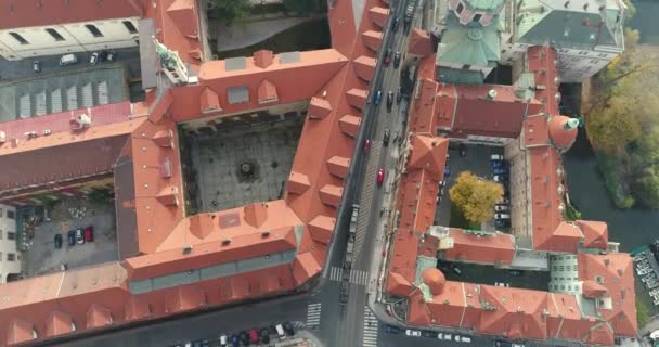 Vista panorámica desde arriba sobre el Castillo de Praga, aérea de la ciudad, Ciudad Vieja, Praga — Vídeo de stock