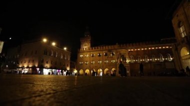 İnsanlar bir eski gece şehirde, Avrupa, Prag, hızlandırılmış gider