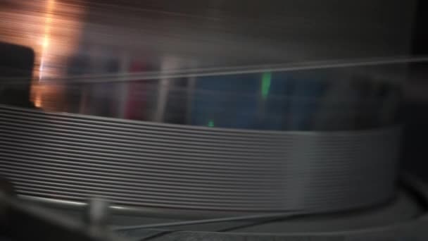 usine de meubles, production de ressorts de meubles pour blocs de matelas, machine pour la production de ressorts, atelier de production, la ligne de production, ressorts de boîte d'assemblage, blocs de matelas 