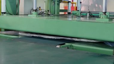 Hava, şantiye, metal yapı, inşaat makinaları, inşaat hava görünümünü büyük bir bitki veya fabrika, Sanayi Dış, panoramik görünümünün İnşaat