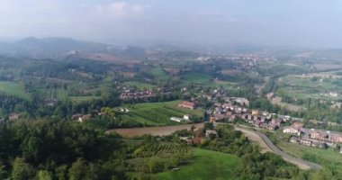 Üzüm bağları, üzüm bağları, Vadisi düşündüren bir hava video üzüm bağları bir muhteşem Toskana manzara, panorama, suny gün üzerinden