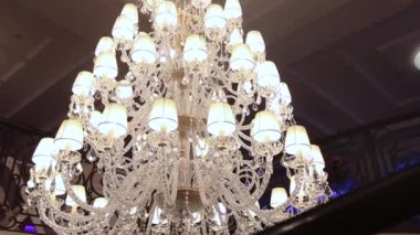 Hotel avize
