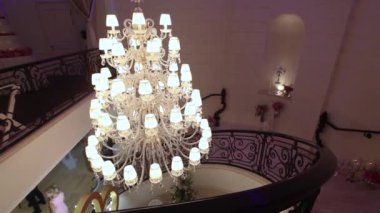 Hotel avize