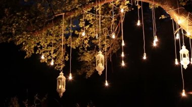 Dekoratif antika edison stil filaman woods, cam fener, lamba dekorasyon Bahçe geceleri asılı ampuller, sihirli orman, ampuller ve kızdırma orman ağacında dayan