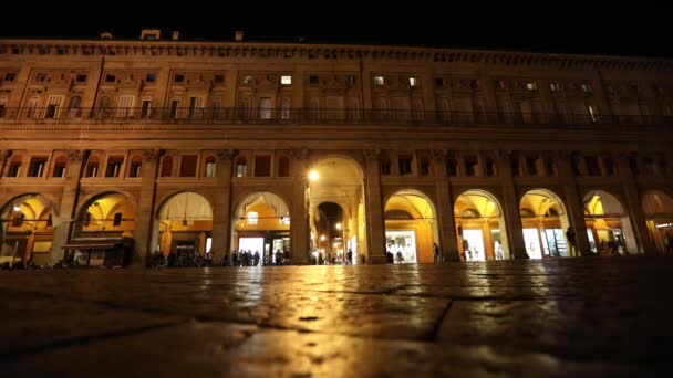 People go through an old night city, Europe, Prague, time-lapse — Stock Video