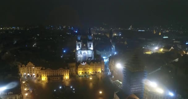 Night panorama of Prague, Panoramic view from the air to St. Vitus Cathedral in Prague, lights of the night city, Prague — Stock Video