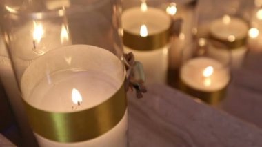 Dekoratif, yeni yıl, yılbaşı, yılbaşı süsleri, dioctration bir yeni yıl partisinde mumlar