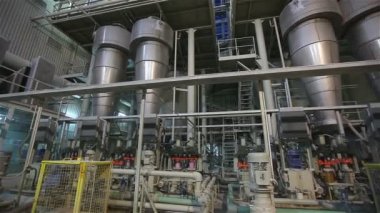 Bir ağır endüstriyel fabrika, yeni fabrika, üretim, fabrika ekipmanları, iç modern fabrikasında