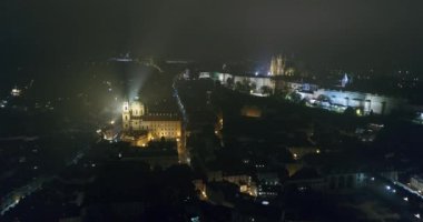 Prag gece panorama, panoramik hava eski kasaba, gece şehrin, Prag ışıkları