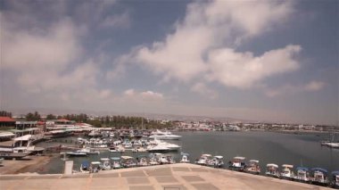 Kıbrıs, Yunanistan, tekneler ve balıkçı tekneleri limanındaki balıkçı tekneleri rıhtımın, Otopark tekne zevk, bir dizi bağlantı noktası, Panorama, üst bölümünde, turizm rıhtımın tekne park Balık tutma