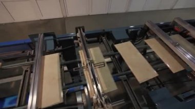 Desenli Seramik karo, Seramik karo, modern fabrika iç, seramik desen üretimi yazdırın. Sanayi iç, indors