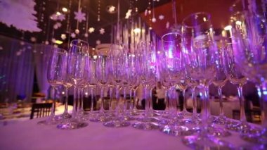 Şampanya şampanya için gözlük Restoran Salonu, açık büfe tablo, Restoran iç açık büfe tablo için boş gözlük