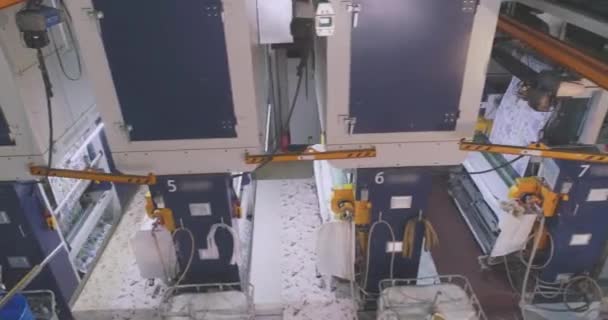 Transportador moderno para produção de papel de parede. Produção de papel de parede, — Vídeo de Stock