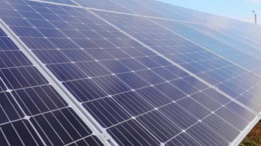 Yenilenebilir güneş enerjisi. Güneş paneli yakın plan