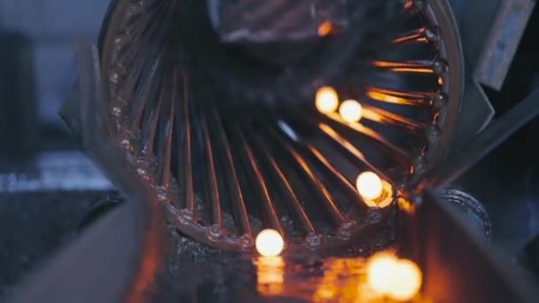 Produzione di cuscinetti, processo di produzione in fabbrica di cuscinetti — Video Stock