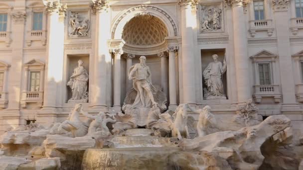 Palazzo Poly Italia, Roma. Fontana di Trevi al rallentatore — Video Stock