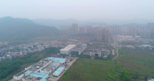 L'arco sopra la zona industriale in Cina. Cina zona industriale vista aerea — Video Stock