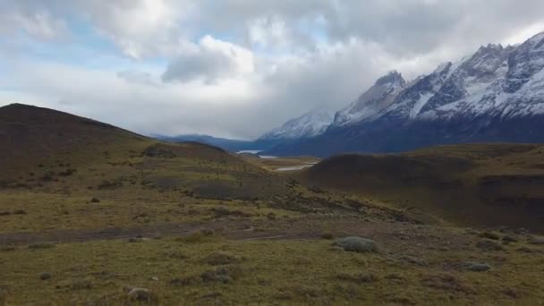 Torres del Paine Ulusal Parkı. Nordenskjold Gölü, Şili, Patagonya, — Stok video
