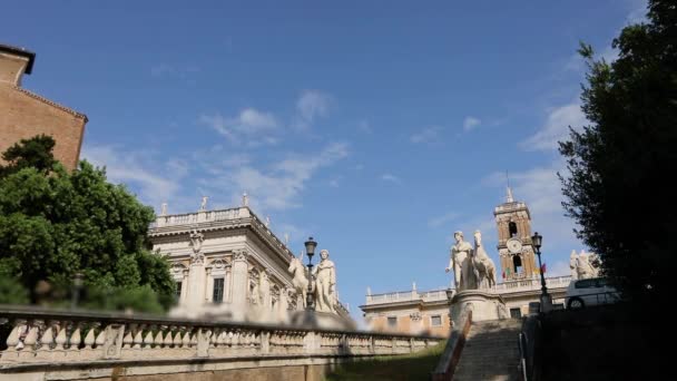 Staircase in front of the palace of senators, Palace of Senators Rome Italy — Stock Video