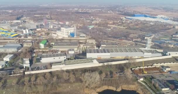 Vista aérea da fábrica, edifício industrial moderno — Vídeo de Stock