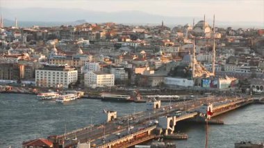 İstanbul seti, eğlence manzaralı bir set. Türkiye 'nin Galata kulesindeki Türk katedrallerinin manzarası. 10 Nisan 2019