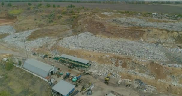 Large aerial landfill, environmental pollution — Stock Video