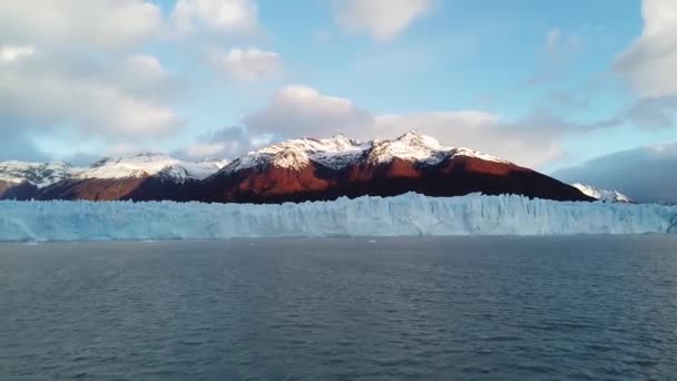 Gray Lake Sunset, Geleira Azul Cinza, Patagônia. — Vídeo de Stock